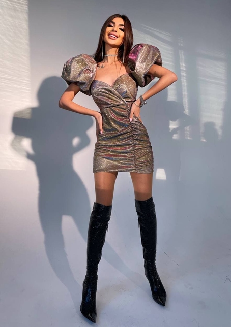 Блестящее платье с объемными рукавами  | PUSHKA SHOP