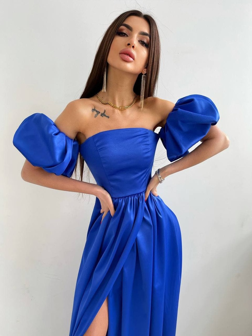 Атласное платье макси с объемными рукавами   Атласное платье макси с объемными рукавами   | PUSHKA SHOP