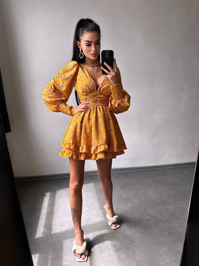 Сукня міні з пишною спідницею та драпіруванням на талії Сукня міні з пишною спідницею та драпіруванням на талії | PUSHKA SHOP