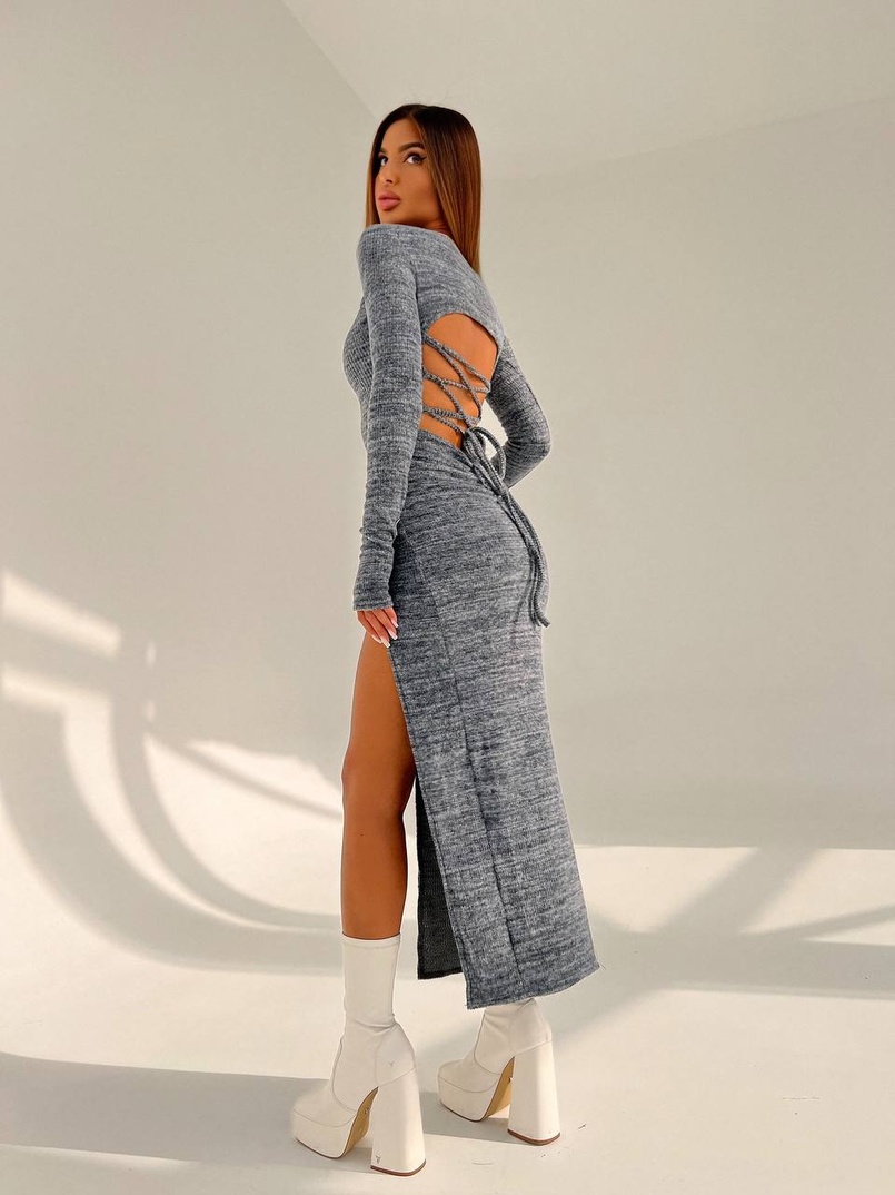 Трикотажна сукня міді зі шнурівкою на спинці Трикотажна сукня міді зі шнурівкою на спинці | PUSHKA SHOP