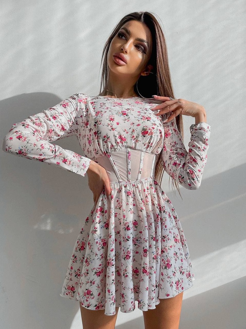 Приталенное платье с корсетной вставкой и  юбкой-солнцем   | PUSHKA SHOP