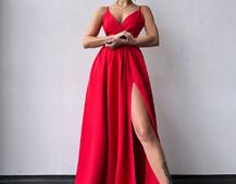 Сукня максі на тонких бретелях з розрізом на спідниці  Сукня максі на тонких бретелях з розрізом на спідниці  | PUSHKA SHOP