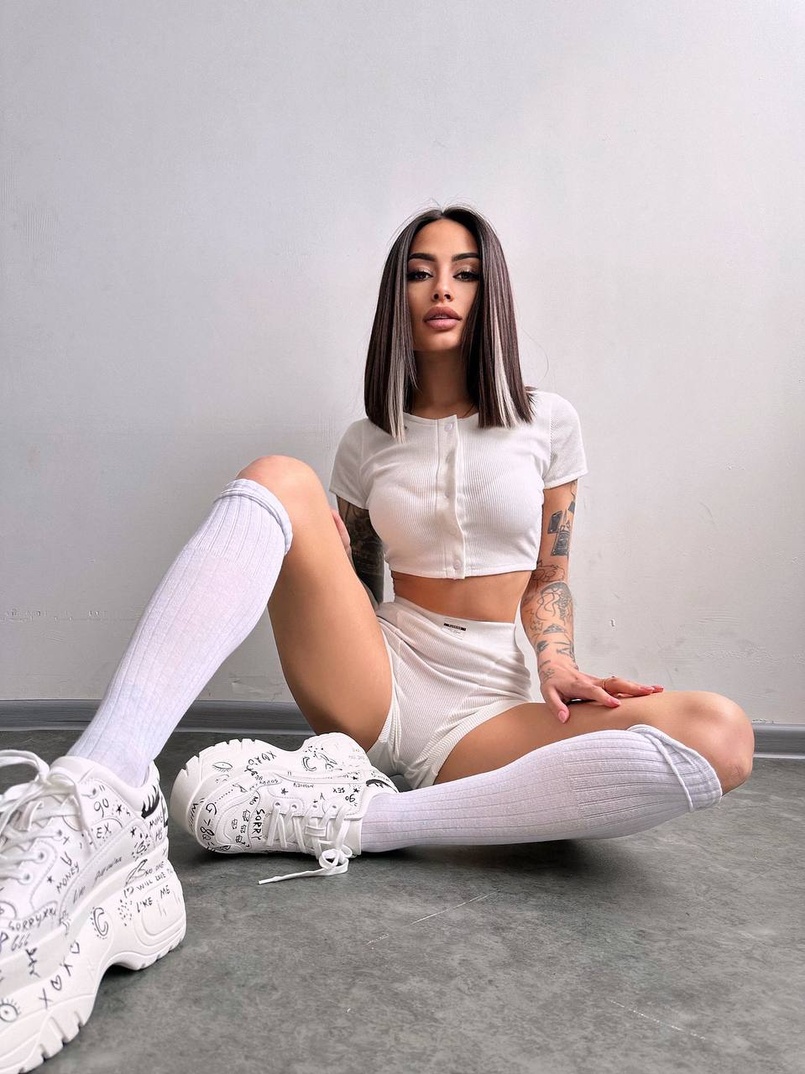 Комплект: топ на ґудзиках + велосипедки Комплект: топ на ґудзиках + велосипедки | PUSHKA SHOP