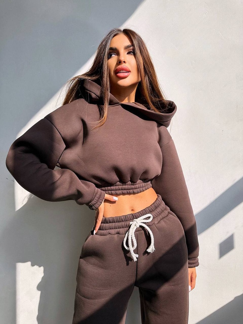 Базовий костюм на флісі з об'ємними капюшоном Базовий костюм на флісі з об'ємними капюшоном | PUSHKA SHOP