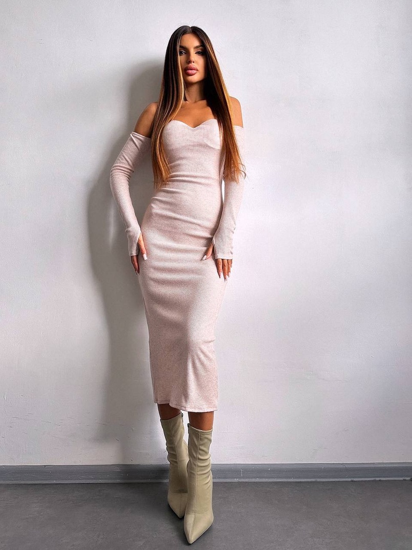 Трикотажна сукня міді  з чашечками  | PUSHKA SHOP