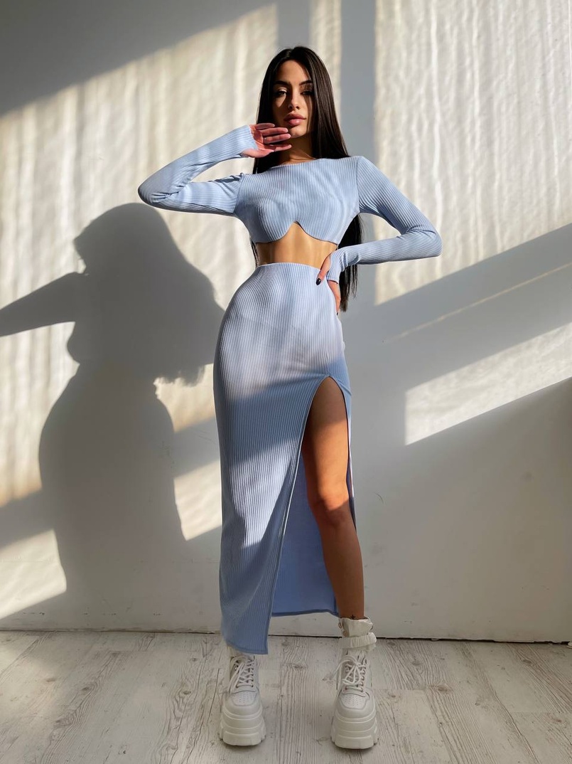 Трикотажный комплект: топ с чашечками push up + юбка миди с разрезом  Трикотажный комплект: топ с чашечками push up + юбка миди с разрезом  | PUSHKA SHOP