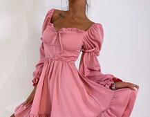 Платье с чашечками и пышной юбкой с оборками   Платье с чашечками и пышной юбкой с оборками   | PUSHKA SHOP