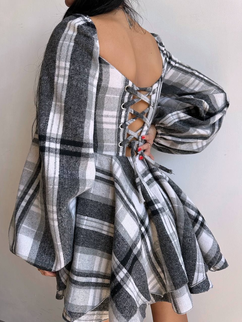 Корсетна сукня з подвійною спідницею та обʼємними рукавами у клітинку  Корсетна сукня з подвійною спідницею та обʼємними рукавами у клітинку  | PUSHKA SHOP