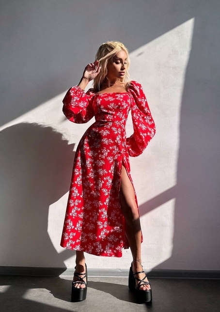 Улюблена сукня-міді зі шнурівкою на спинці та розрізом на ніжці | PUSHKA SHOP