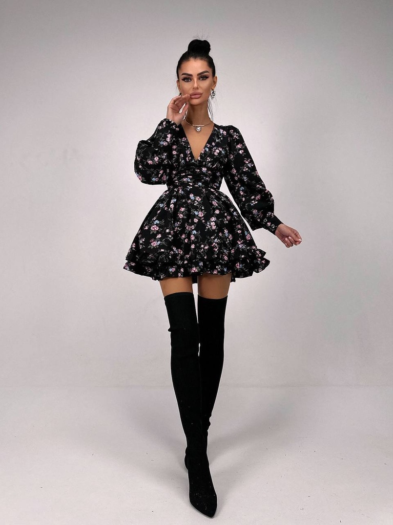 Сукня міні з пишною спідницею та драпіруванням на талії Сукня міні з пишною спідницею та драпіруванням на талії | PUSHKA SHOP