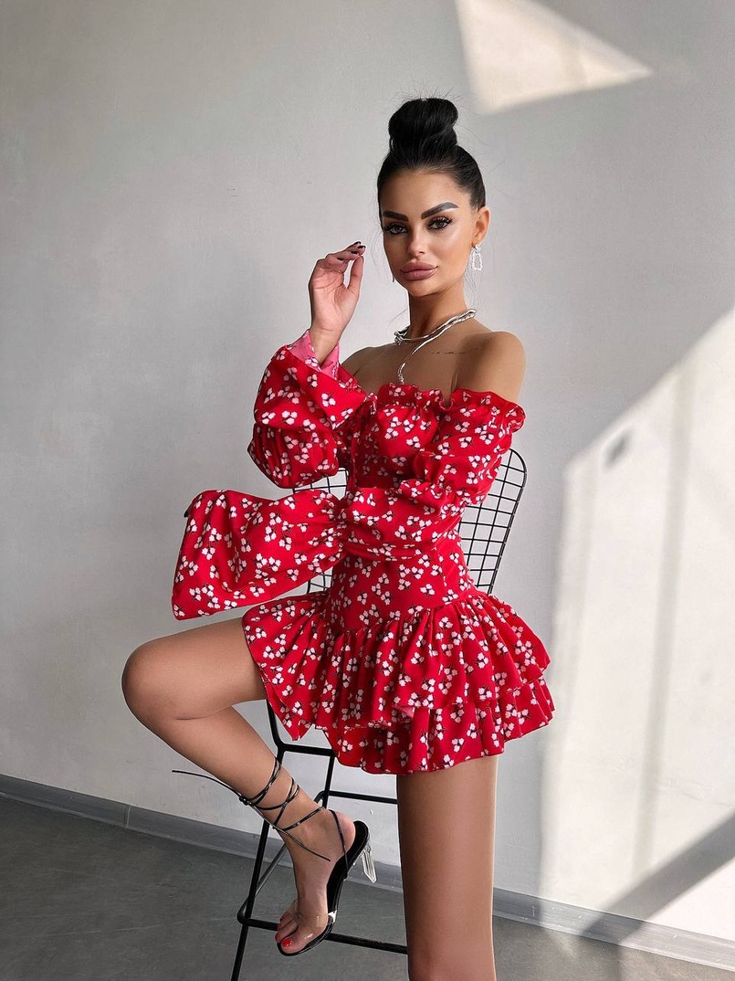 Сукня з воланами та шнурівкою по спинці Сукня з воланами та шнурівкою по спинці | PUSHKA SHOP