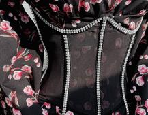 Платье  ассиметричного кроя с расклешенными рукавами + корсет декорированный стразами  Платье  ассиметричного кроя с расклешенными рукавами + корсет декорированный стразами  | PUSHKA SHOP