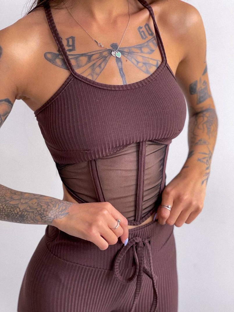 Трикотажный комплект: корсетный топ на косточках + леггинсы Трикотажный комплект: корсетный топ на косточках + леггинсы | PUSHKA SHOP