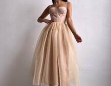 Сукня міді із чашечками з пишною спідницею | PUSHKA SHOP