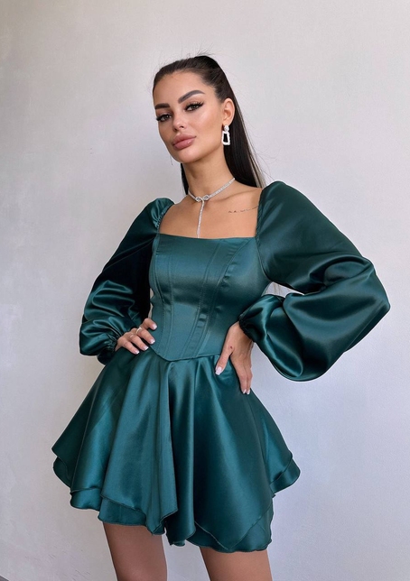 Атласна корсетна сукня з пишною подвійною спідницею та об‘ємними рукавами | PUSHKA SHOP