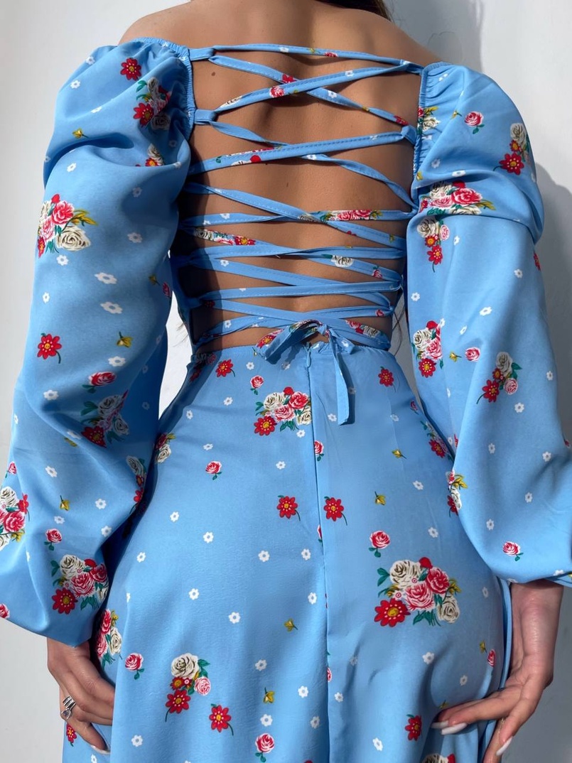 Квіткова сукня-міді зі шнурівкою на спинці та розрізом на ніжці Квіткова сукня-міді зі шнурівкою на спинці та розрізом на ніжці | PUSHKA SHOP