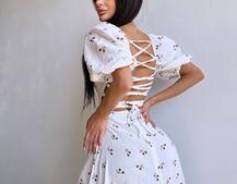 Сукня -міді зі шнурівкою на спинці та розрізом на ніжці з принтом  Сукня -міді зі шнурівкою на спинці та розрізом на ніжці з принтом  | PUSHKA SHOP