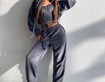 Велюровий комплект трійка: кофта + корсет з чашечками + джогери  Велюровий комплект трійка: кофта + корсет з чашечками + джогери  | PUSHKA SHOP