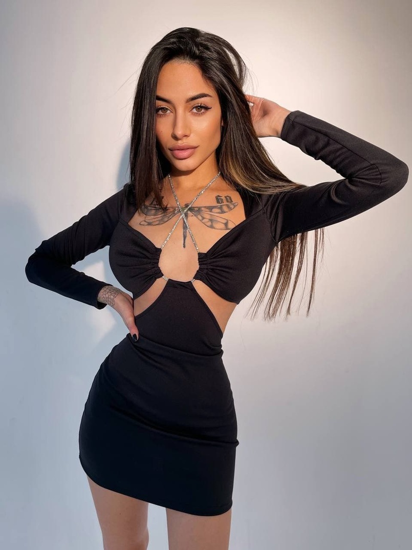 Сукня, декорована шнуром зі страз Сукня, декорована шнуром зі страз | PUSHKA SHOP