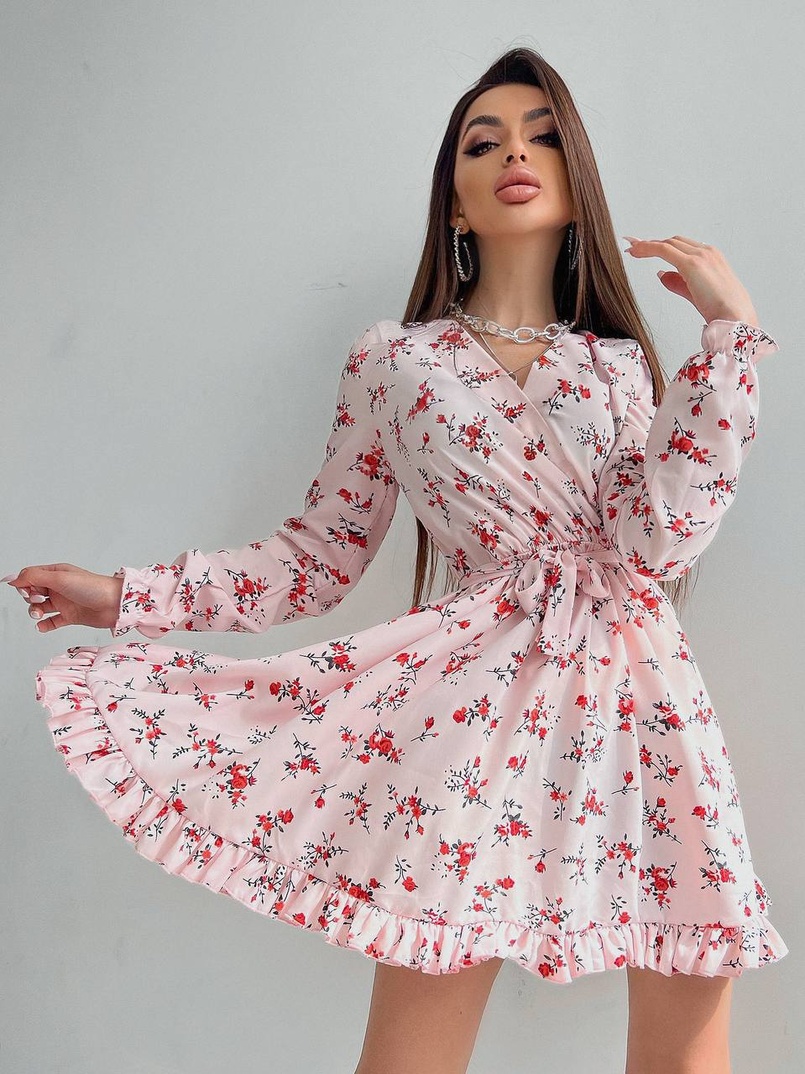 Сукня в квітковий принт з воланами Сукня в квітковий принт з воланами | PUSHKA SHOP