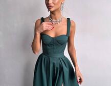 Сукня максі із чашечками та корсетним верхом Сукня максі із чашечками та корсетним верхом | PUSHKA SHOP