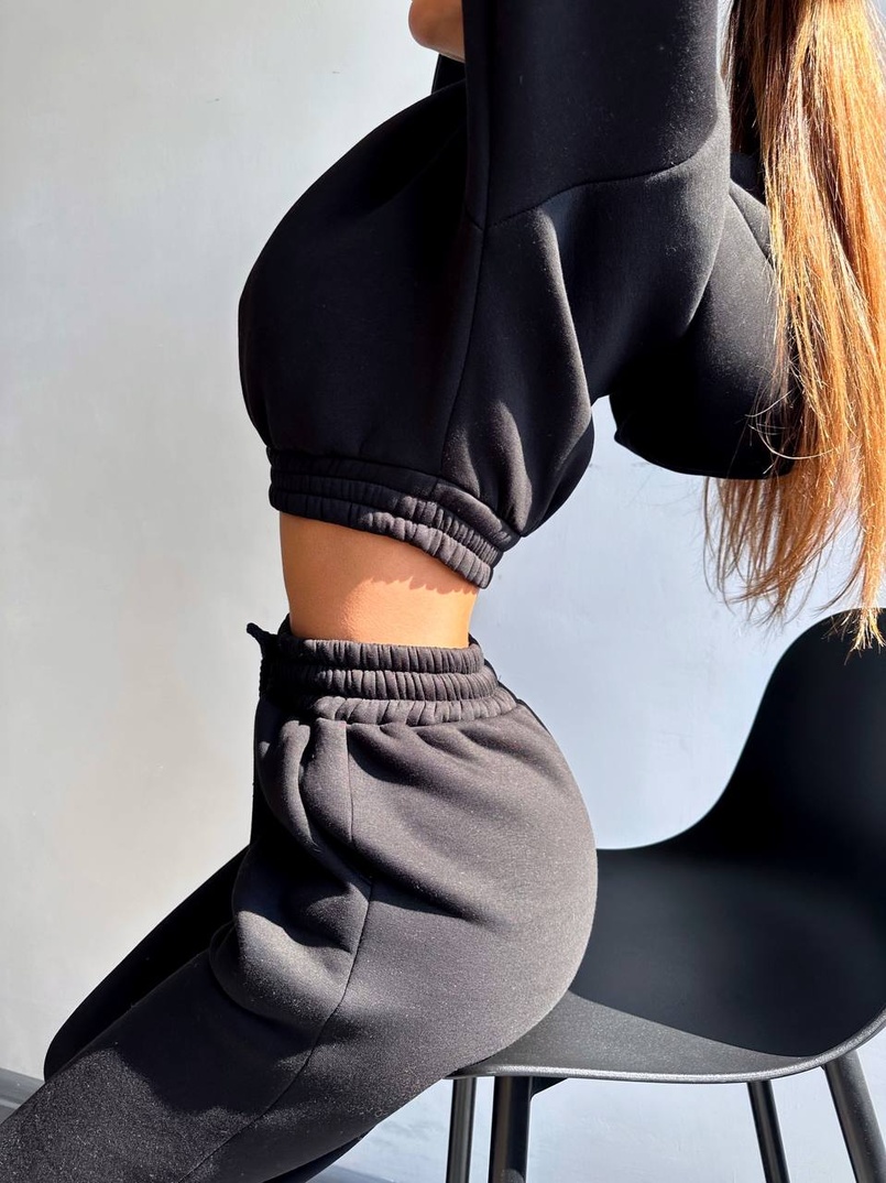 Базовий костюм на флісі з об'ємними капюшоном Базовий костюм на флісі з об'ємними капюшоном | PUSHKA SHOP