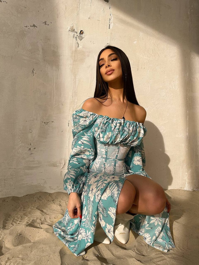 Сукня міді з розрізом в квітковий принт + прозорий корсет  Сукня міді з розрізом в квітковий принт + прозорий корсет  | PUSHKA SHOP