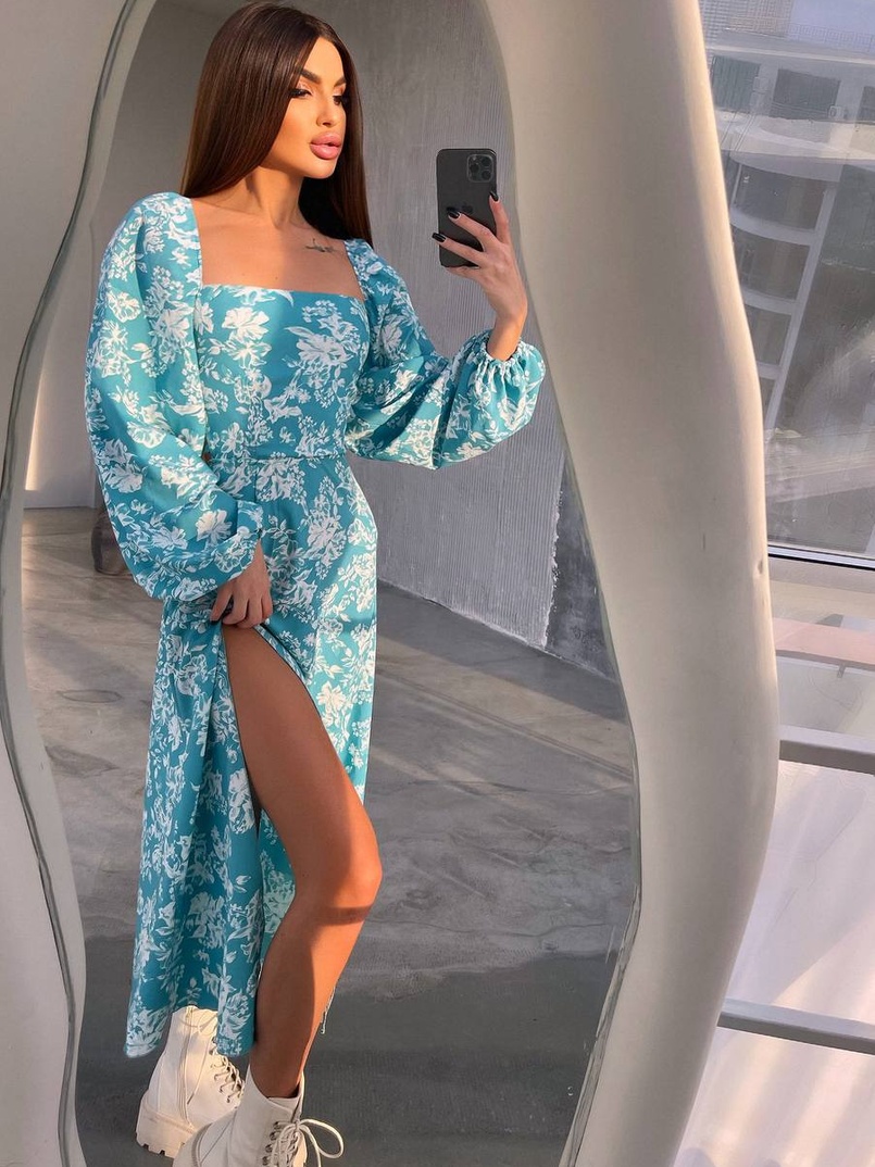 Улюблена сукня-міді зі шнурівкою на спинці та розрізом на ніжці Улюблена сукня-міді зі шнурівкою на спинці та розрізом на ніжці | PUSHKA SHOP