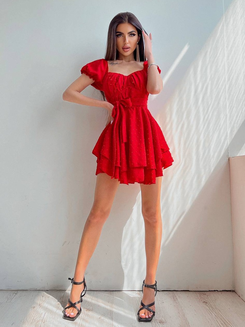 Платье со сборкой на груди и пышной юбкой  | PUSHKA SHOP