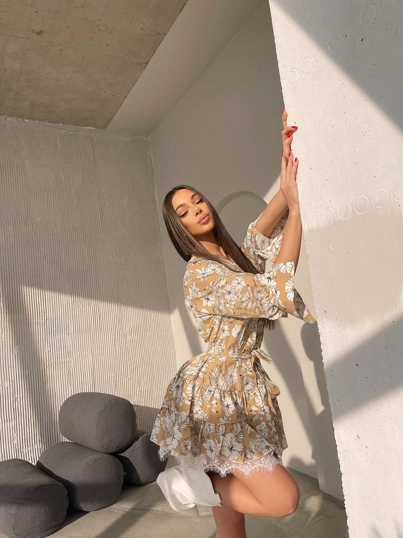 Сукня міні на гудзиках,декорована мереживом  Сукня міні на гудзиках,декорована мереживом  | PUSHKA SHOP