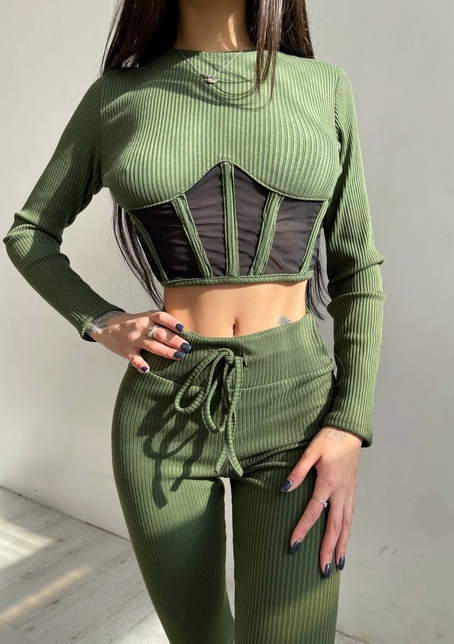 Трикотажний комплект: корсетний топ + легінси Трикотажний комплект: корсетний топ + легінси | PUSHKA SHOP