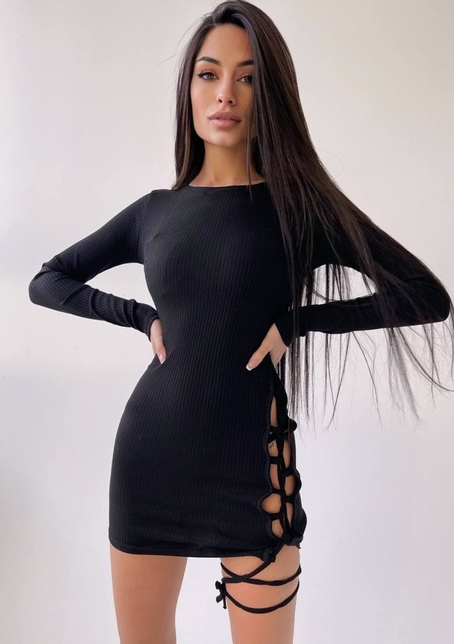 Трикотажное платье по фигуре  со шнуровкой  Трикотажное платье по фигуре  со шнуровкой  | PUSHKA SHOP