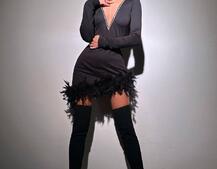 Сукні міні декорована стразами та натуральним пір‘ям Сукні міні декорована стразами та натуральним пір‘ям | PUSHKA SHOP