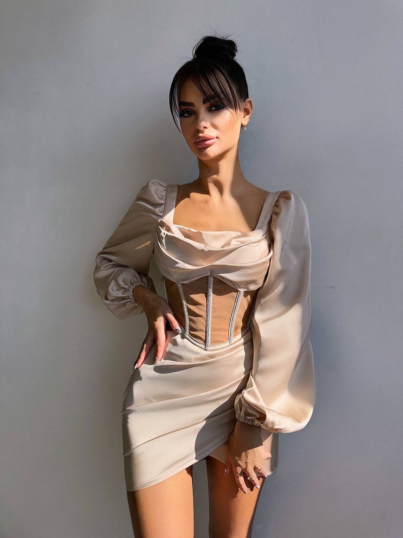 Комплект: корсет, декорований стразами + спідниця міні з драпіруванням   Ручна робота  Комплект: корсет, декорований стразами + спідниця міні з драпіруванням   Ручна робота  | PUSHKA SHOP