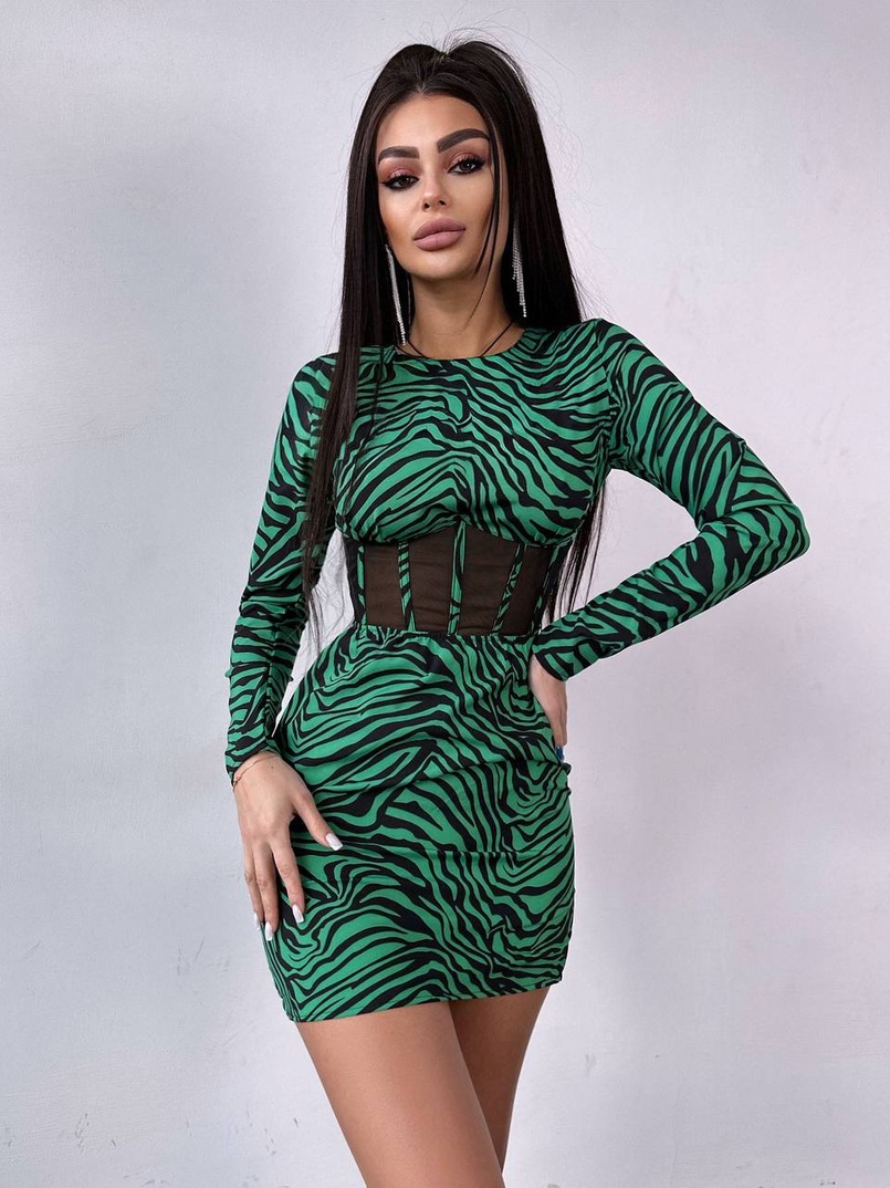 Приталена сукня-міні з корсетною вставкою на талії Приталена сукня-міні з корсетною вставкою на талії | PUSHKA SHOP