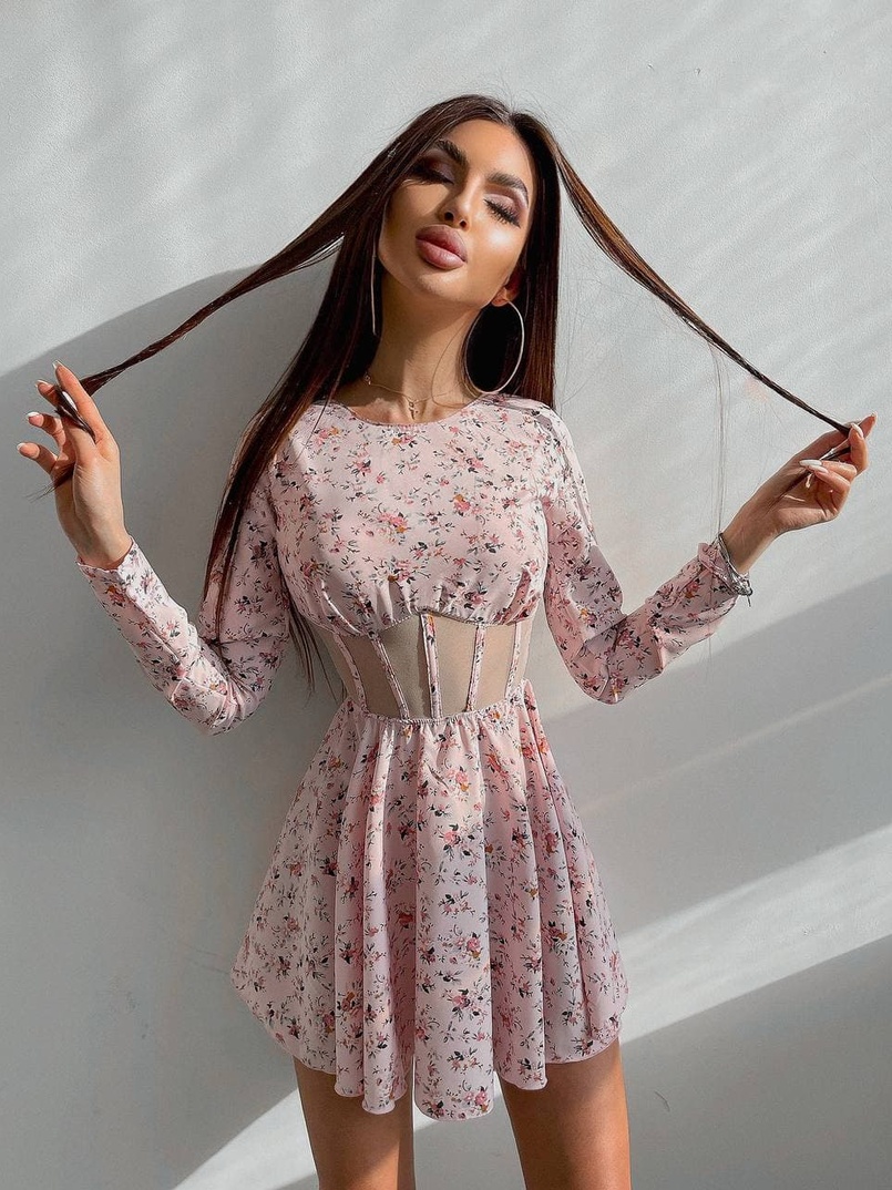 Приталенное платье с корсетной вставкой и  юбкой-солнцем   | PUSHKA SHOP