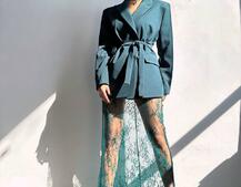 Комплект: піджак + блуза з баской + мереживна спідниця-шорти  Комплект: піджак + блуза з баской + мереживна спідниця-шорти  | PUSHKA SHOP