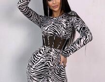 Приталена сукня-міні з корсетною вставкою на талії Приталена сукня-міні з корсетною вставкою на талії | PUSHKA SHOP