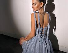 Блискуча корсетна сукня з пишною подвійною спідницею Блискуча корсетна сукня з пишною подвійною спідницею | PUSHKA SHOP