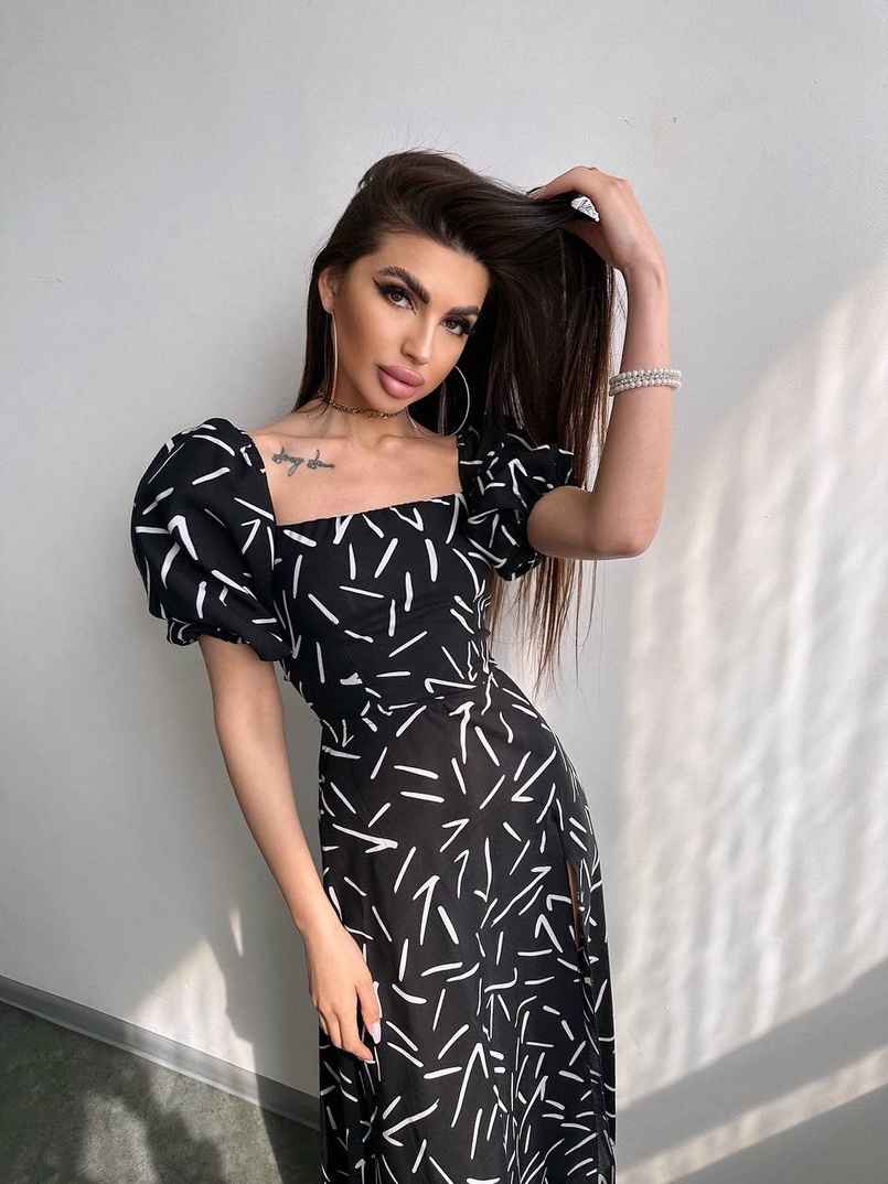 Сукня -міді зі шнурівкою на спинці та розрізом на ніжці Сукня -міді зі шнурівкою на спинці та розрізом на ніжці | PUSHKA SHOP