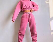 Базовий костюм на флісі з об'ємними капюшоном Базовий костюм на флісі з об'ємними капюшоном | PUSHKA SHOP