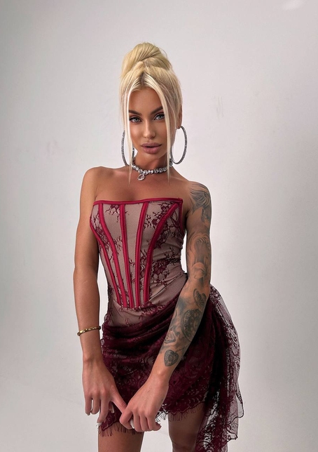 Мереживна сукня міні зі шлейфом   | PUSHKA SHOP