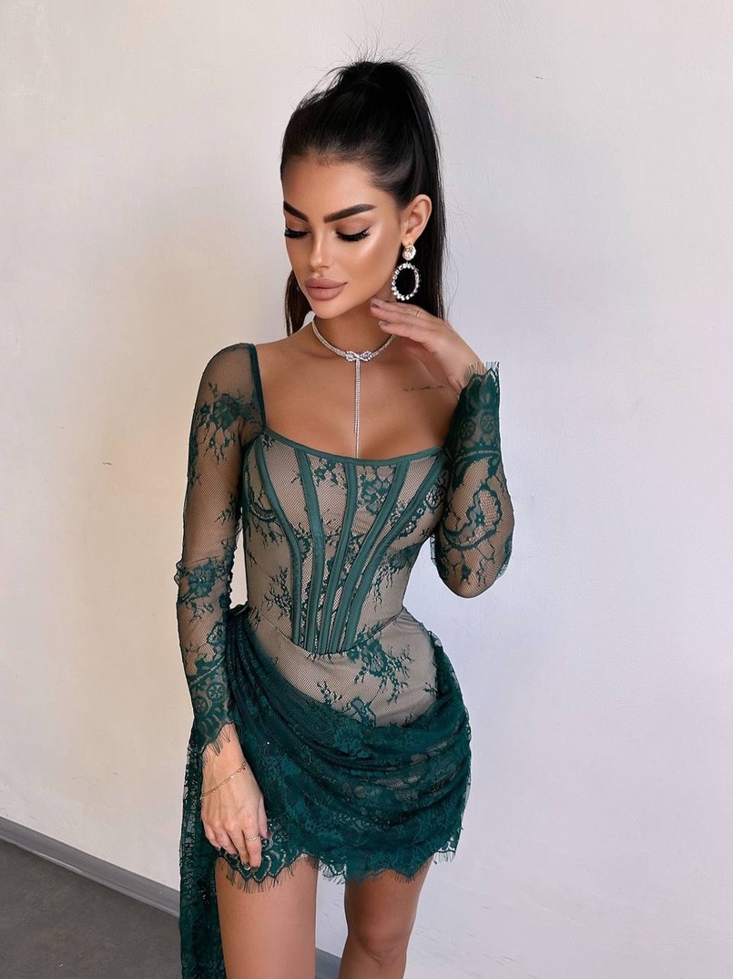Мереживна сукня міні зі шлейфом Мереживна сукня міні зі шлейфом | PUSHKA SHOP