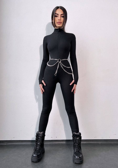 Облягаючий трикотажний комбінезон з поясом-ланцюжком Облягаючий трикотажний комбінезон з поясом-ланцюжком | PUSHKA SHOP