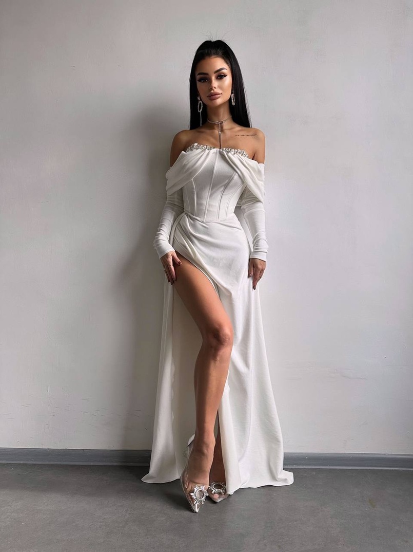 Оксамитова сукня максі декорована стразами  Ручна робота  | PUSHKA SHOP