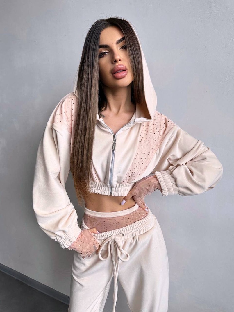 Велюровий комплект декорований стразами( бомбер+ рукавички+ штани + трусики) Велюровий комплект декорований стразами( бомбер+ рукавички+ штани + трусики) | PUSHKA SHOP