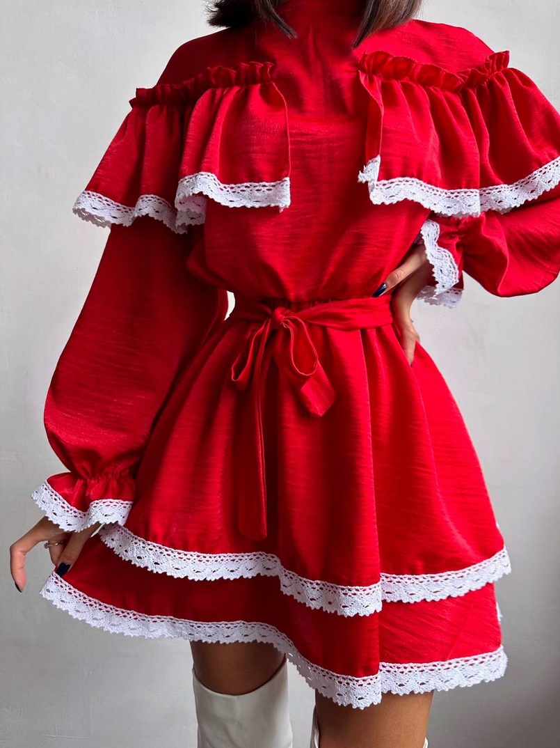 Сукня декорована мереживом Сукня декорована мереживом | PUSHKA SHOP