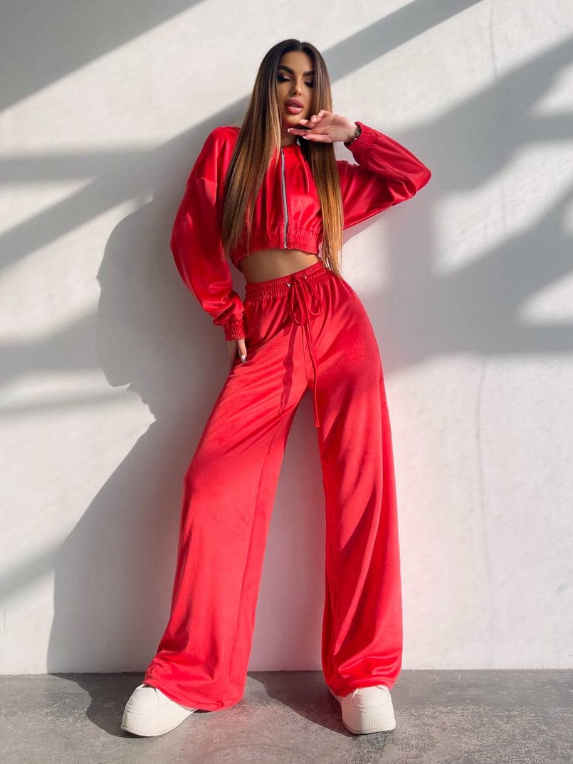 Велюровий комплект трійка: кофта + корсет на блискавці+ штани Велюровий комплект трійка: кофта + корсет на блискавці+ штани | PUSHKA SHOP