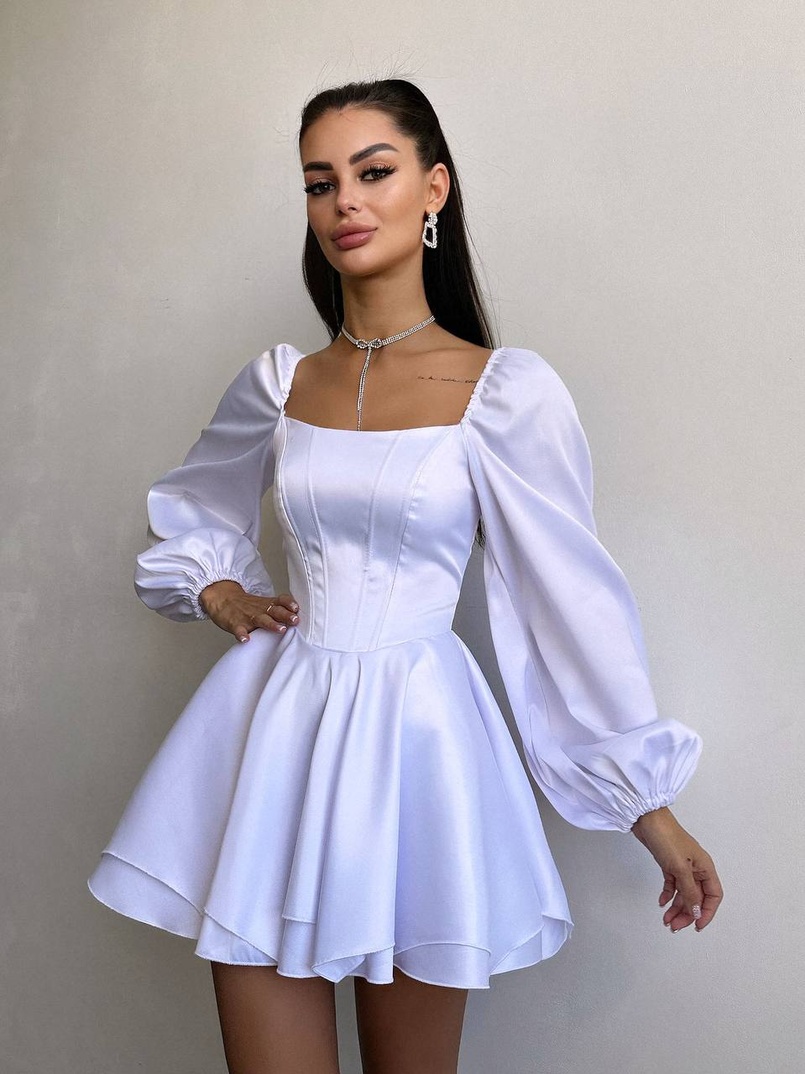 Атласна корсетна сукня з пишною подвійною спідницею та об‘ємними рукавами | PUSHKA SHOP