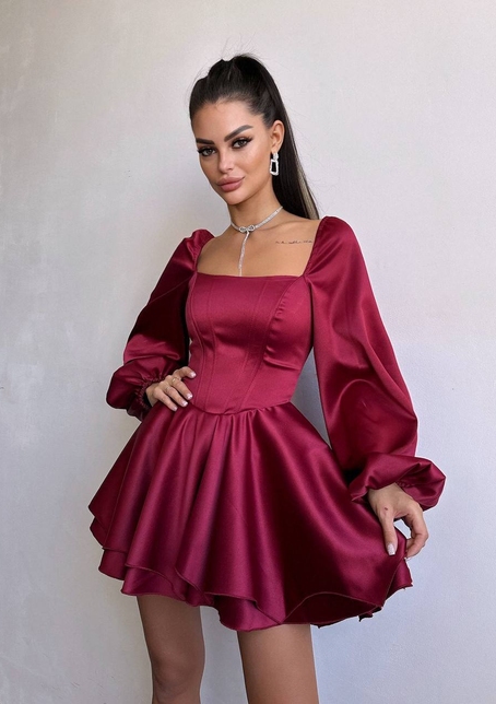 Атласна корсетна сукня з пишною подвійною спідницею та об‘ємними рукавами | PUSHKA SHOP